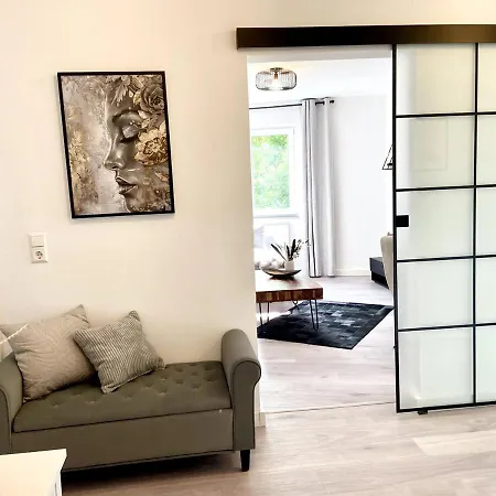 Chic & Cozy 2 Bedroom In Bielefeld, 64 M2