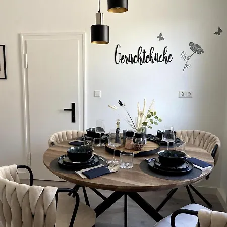 Chic & Cozy 2 Bedroom In Bielefeld, 64 M2