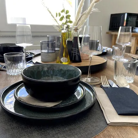 アパート Chic & Cozy 2 Bedroom In Bielefeld, 64 M2 *