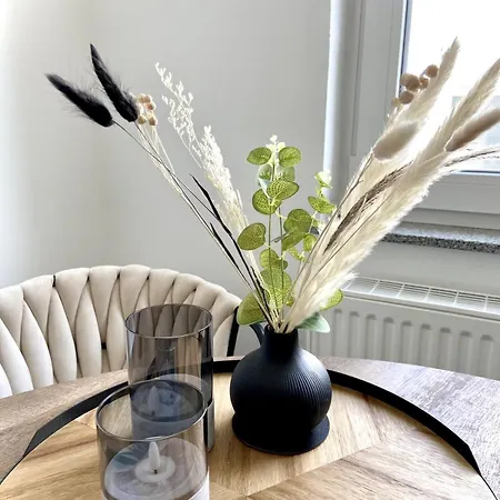 Chic & Cozy 2 Bedroom In Bielefeld, 64 M2 شقة *
