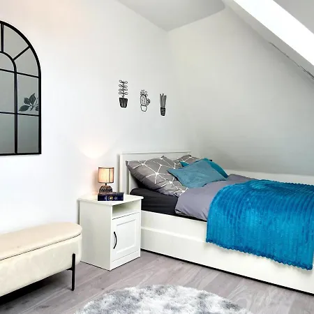 アパート Chic & Cozy 2 Bedroom In Bielefeld, 64 M2 *