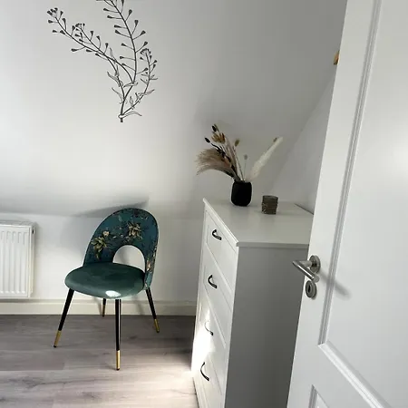 Chic & Cozy 2 Bedroom In Bielefeld, 64 M2 * Bielefeld