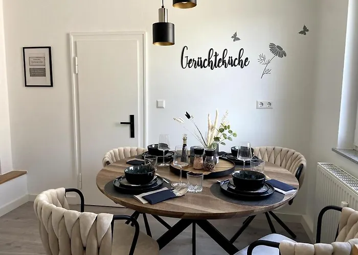 Chic & Cozy 2 Bedroom In Bielefeld, 64 M2