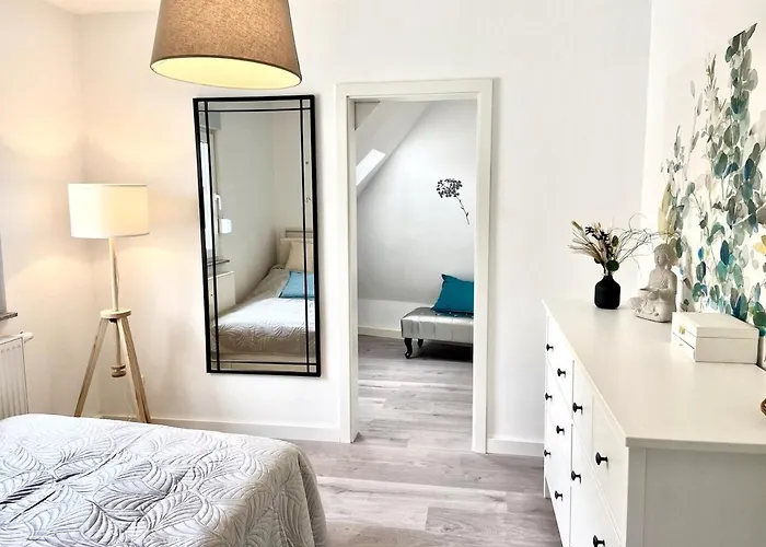 Chic & Cozy 2 Bedroom In Bielefeld, 64 M2 Appartement
